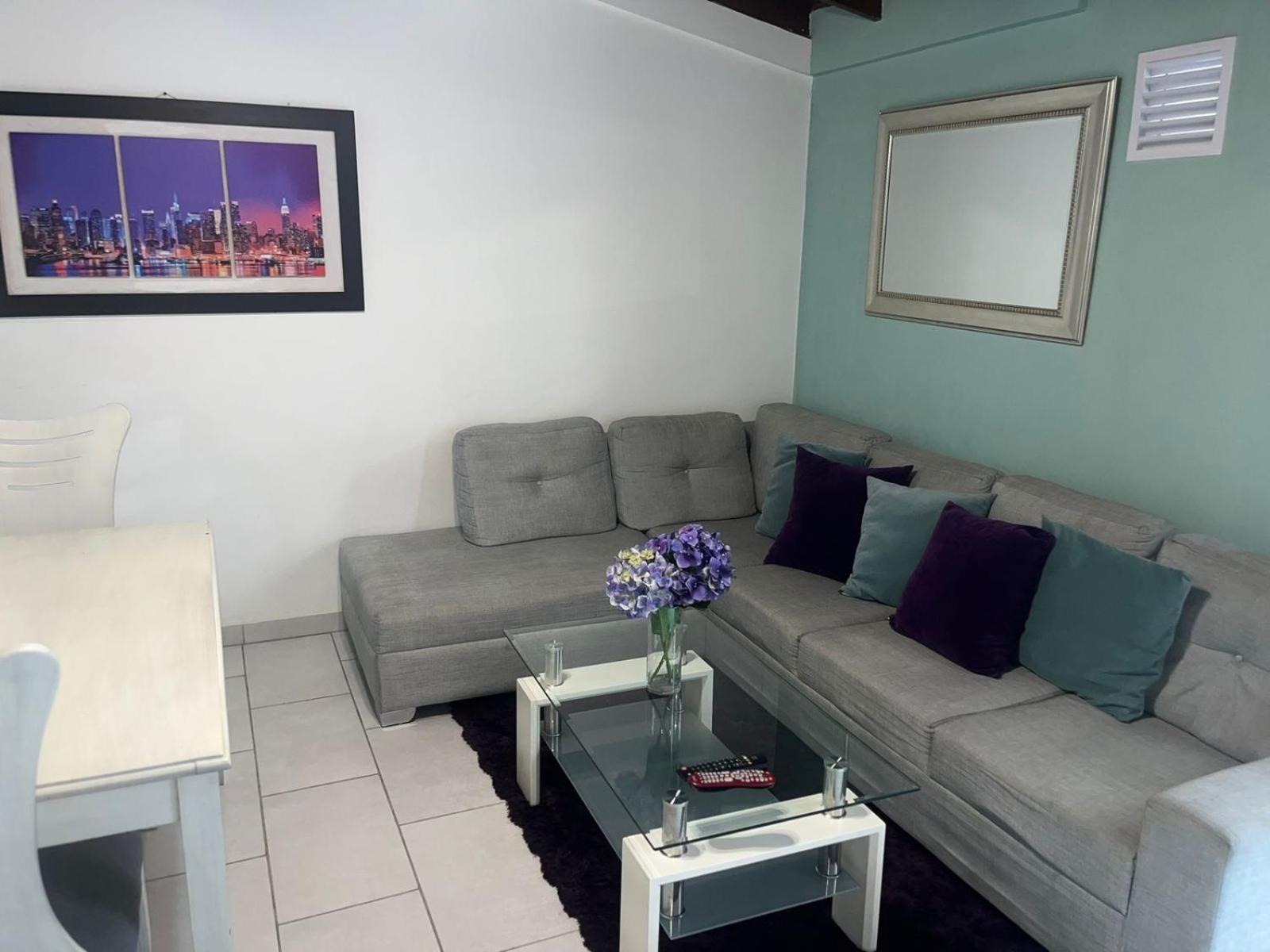 Apartamentos Amoblados Laureles Estadio Medellin Casa Margarita Exterior foto